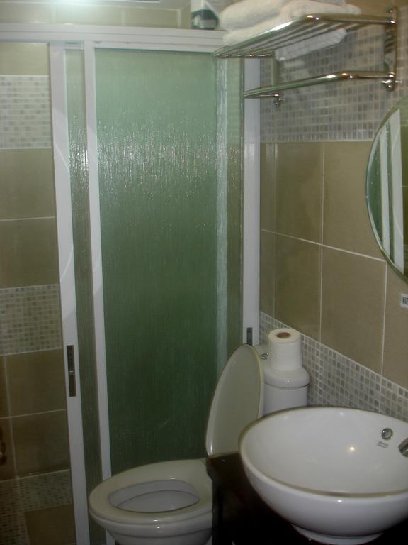 Roxas Midtown Hotel Bilik gambar
